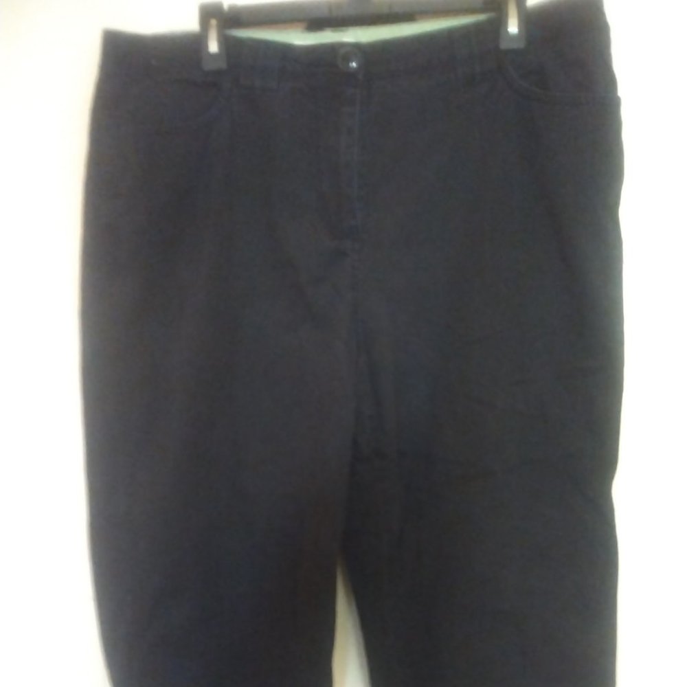 Dark blue jean capri